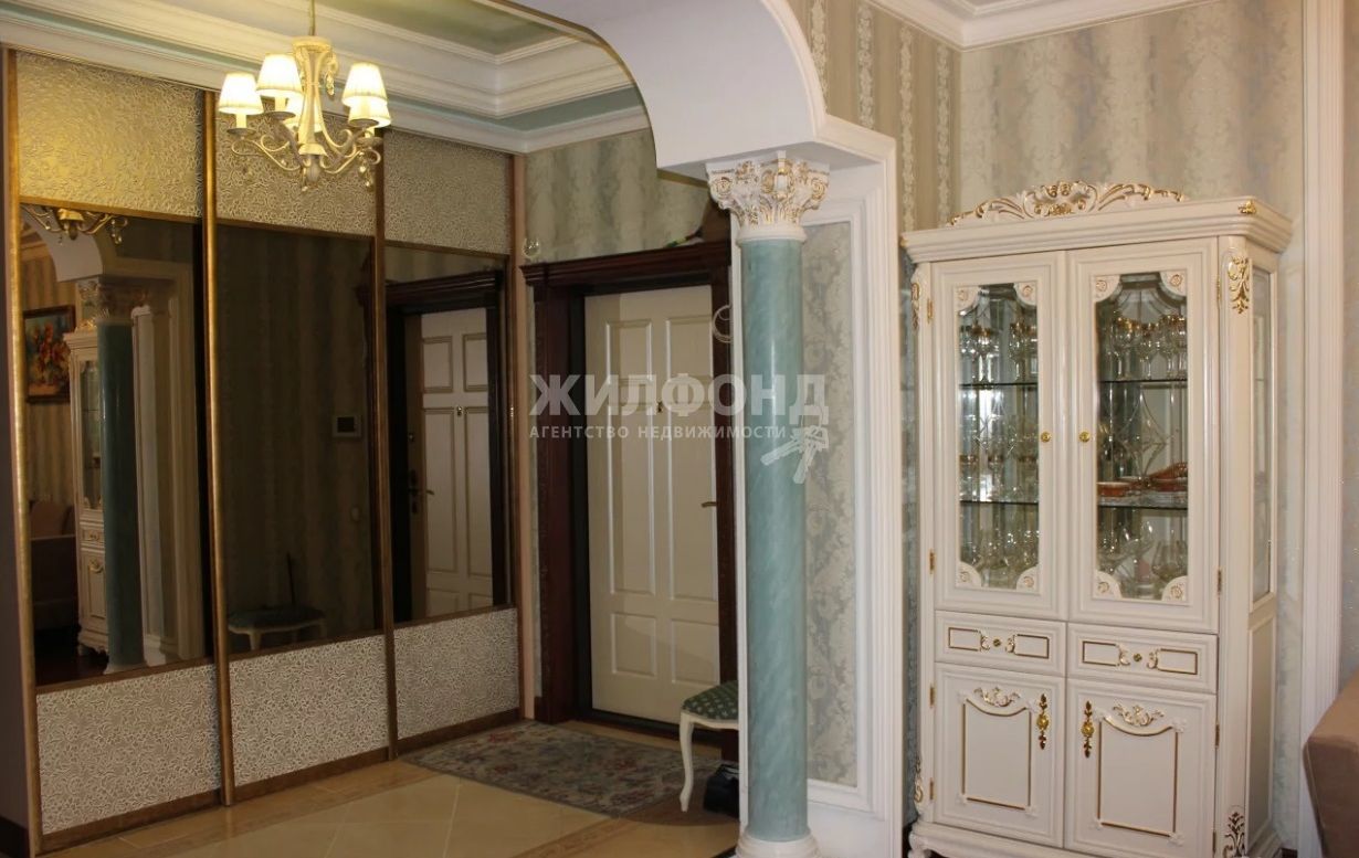 Аренда 3-комнатной квартиры, Новосибирск, Советская,  8