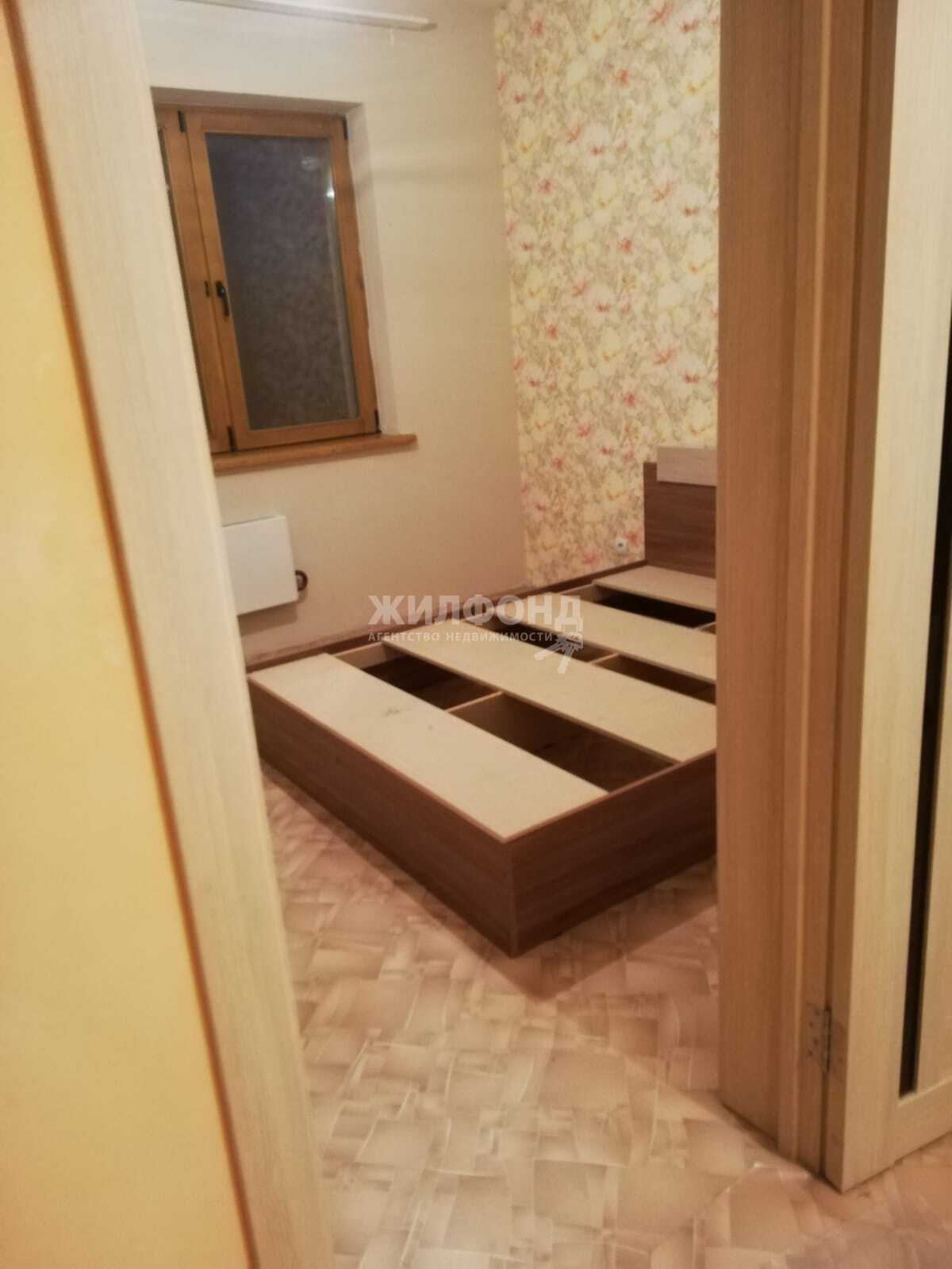 Аренда 2-комнатной квартиры, Новосибирск, Сибирский микрорайон,  4